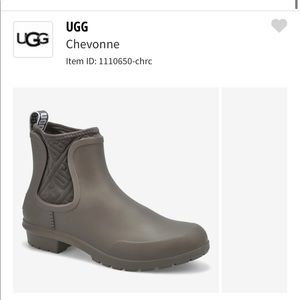 Ugg size 8 Chevonne rain boots worn once
